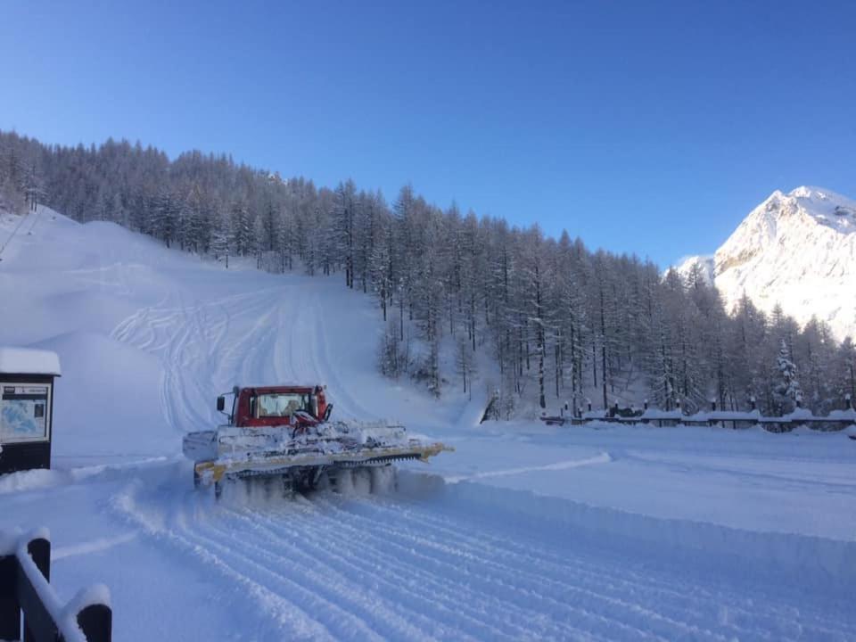 Apartamento Le Petit Refuge Cervinia Breuil-Cervinia Exterior foto
